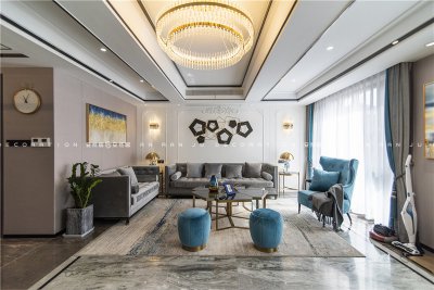 當(dāng)代MOMΛ輕奢風(fēng)